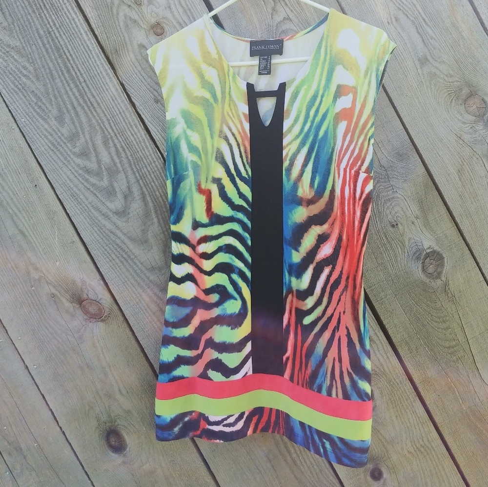 Frank Lyman, top. Zebra print multi-color size 8